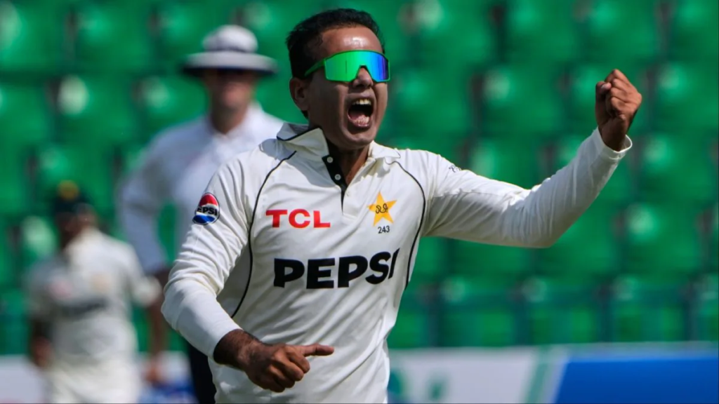 Oldest Pakistani Cricketers
